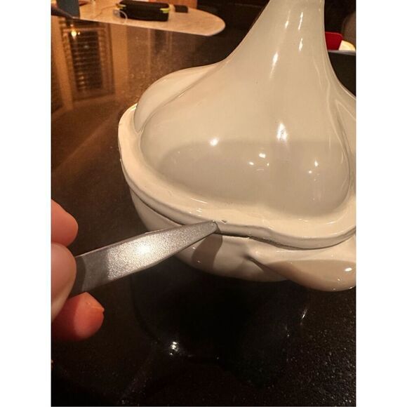 Wolfgang Puck cast-iron garlic - Picture 9 of 10